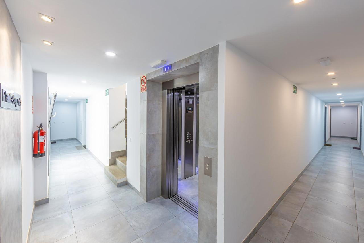 Ventura 2 - Centric & Pool - Simplytarifa Apartment Bagian luar foto